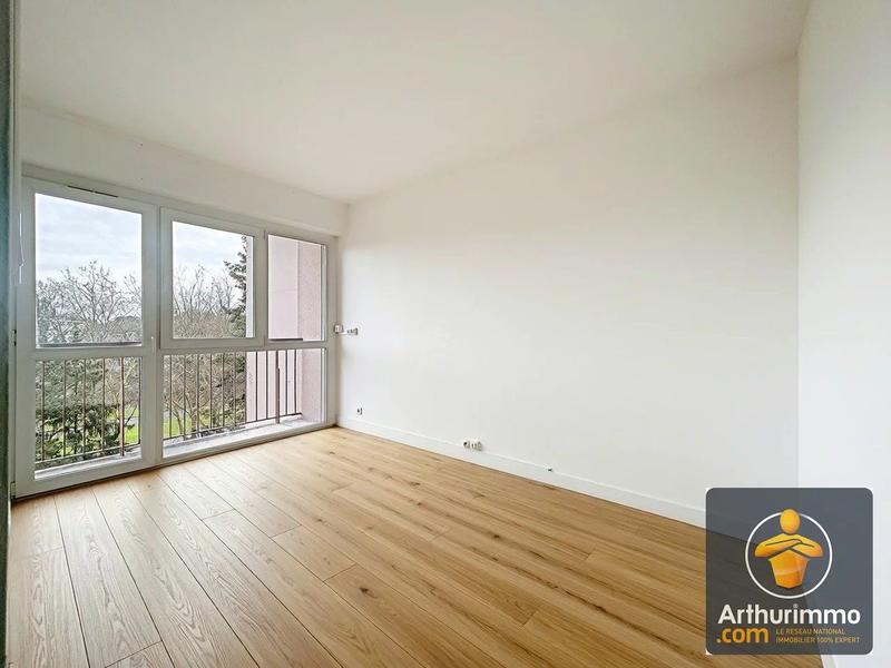 Appartement - 92 m² - 5 pièces