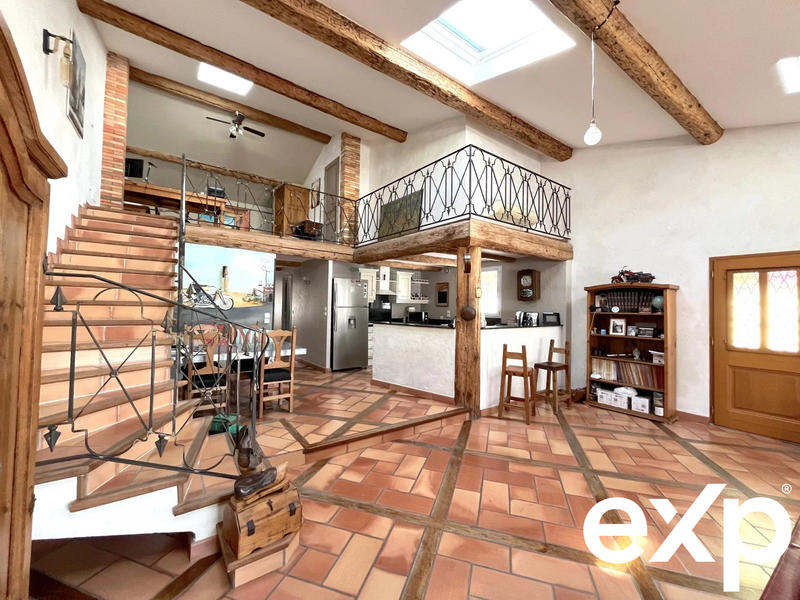 Maison - 193 m² - 5 pièces