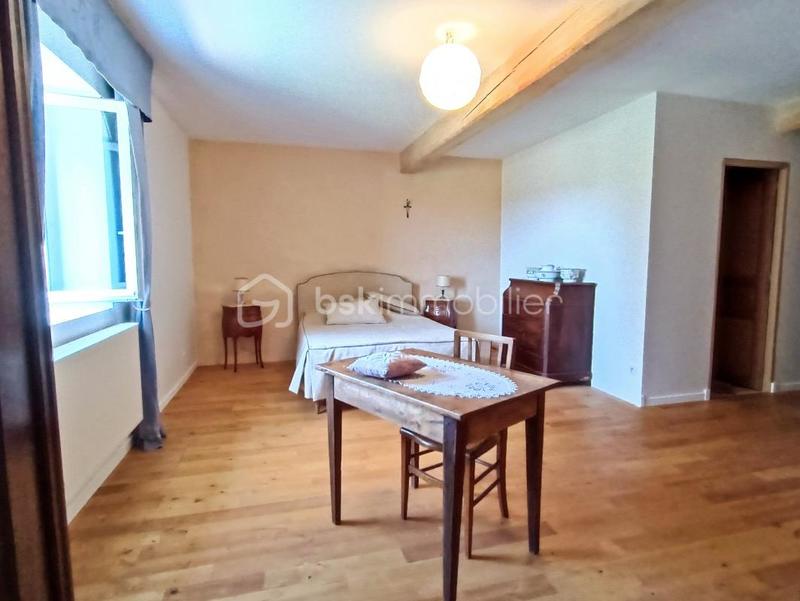 Demeure - 554 m² - 14 pièces