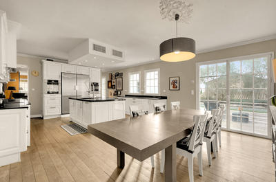 Maison d'architecte - 285 m² - 9 pièces