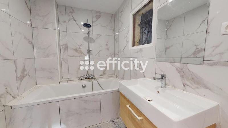 Maison - 120 m² - 7 pièces