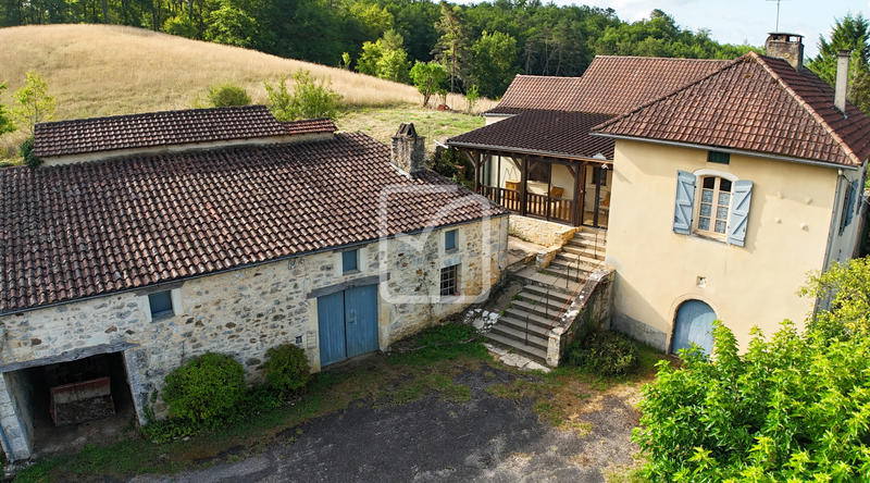 Maison - 137 m² - 6 pièces