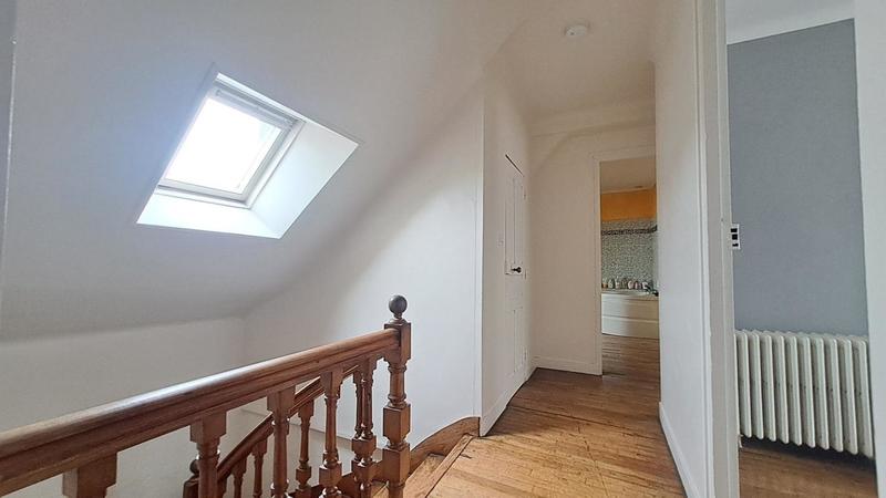 Maison de ville - 280 m² - 10 pièces