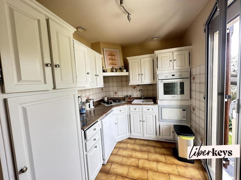 Pavillon - 85 m² - 5 pièces