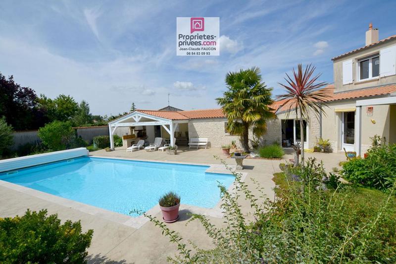 Maison - 187 m² - 7 pièces