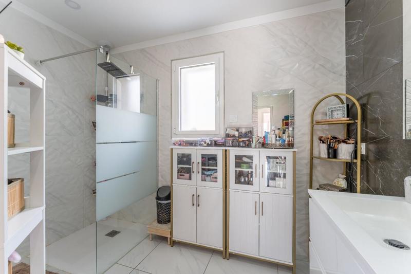 Maison - 120 m² - 4 pièces