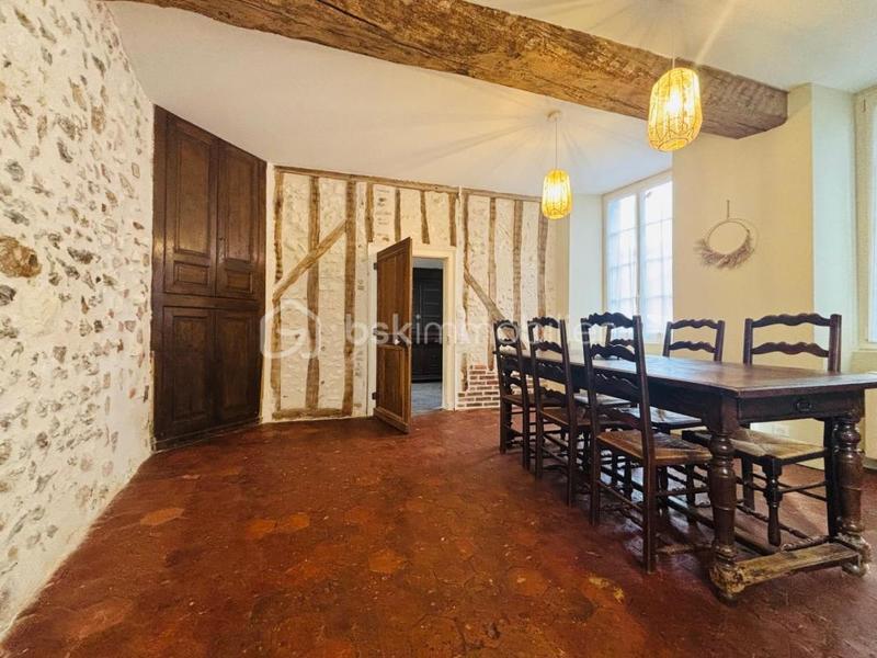 Maison ancienne - 220 m² - 8 pièces