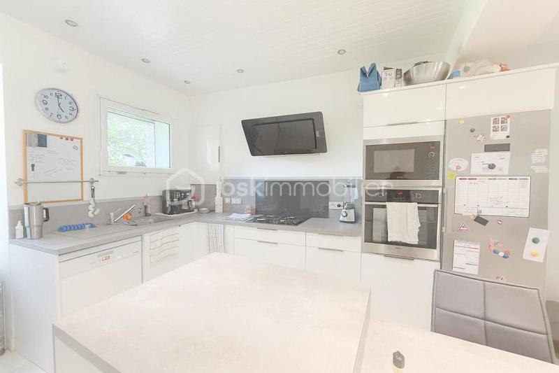 Corps de ferme - 140 m² - 6 pièces