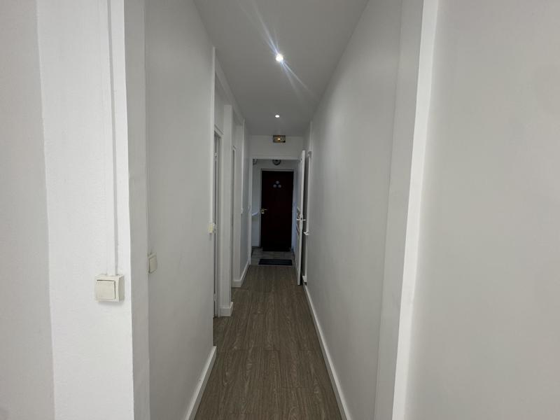 Bureau - 105 m² - 4 pièces