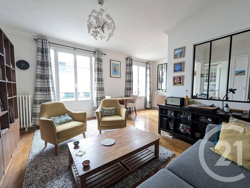 Appartement - 75 m² - 3 pièces