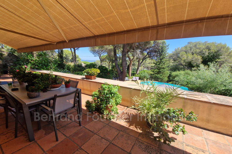 Maison - 279 m² - 14 pièces