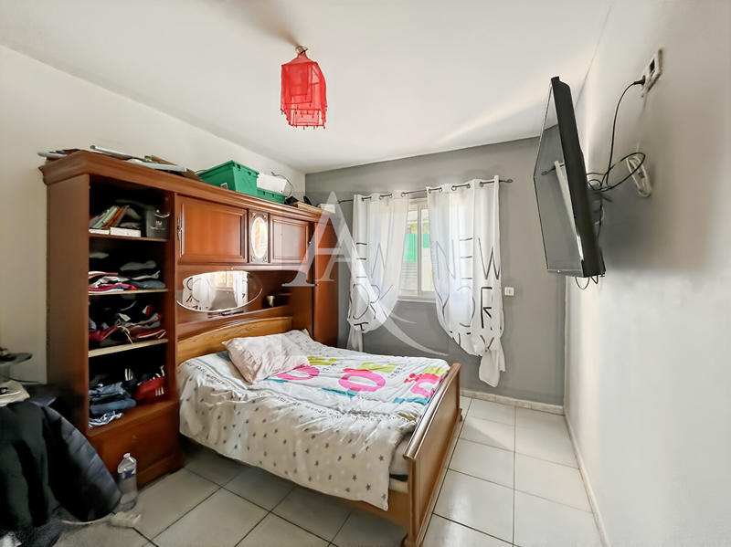 Maison - 160 m² - 9 pièces