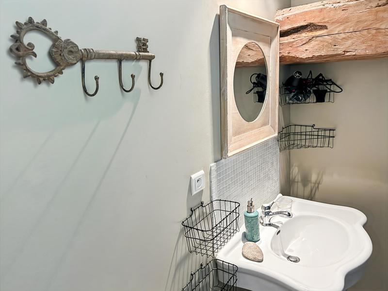 Maison - 325 m² - 8 pièces