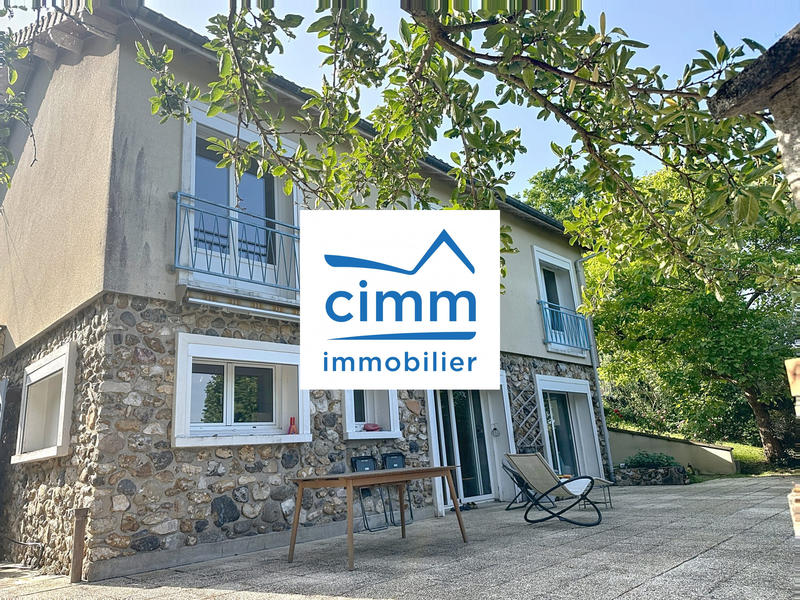 Maison - 135 m² - 6 pièces