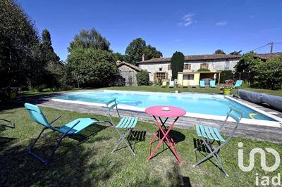 Maison - 348 m² - 8 pièces