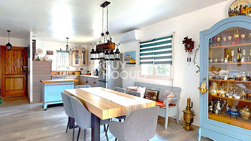 Maison - 90 m² - 3 pièces