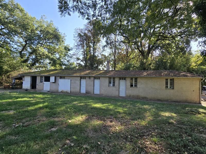 Villa - 330 m² - 8 pièces