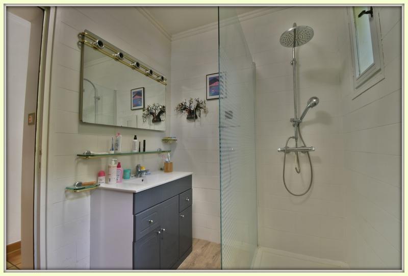 Villa - 143 m² - 6 pièces