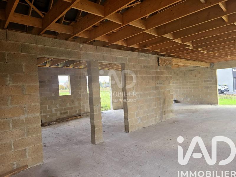 Maison - 100 m² - 1 pièce