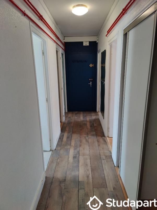 Chambre - 11 m² - 1 pièce