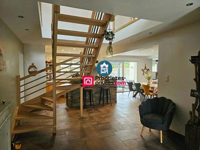 Maison - 152 m² - 5 pièces