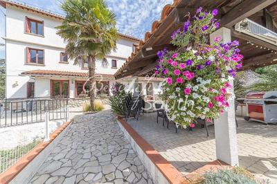 Gîte - 560 m² - 20 pièces