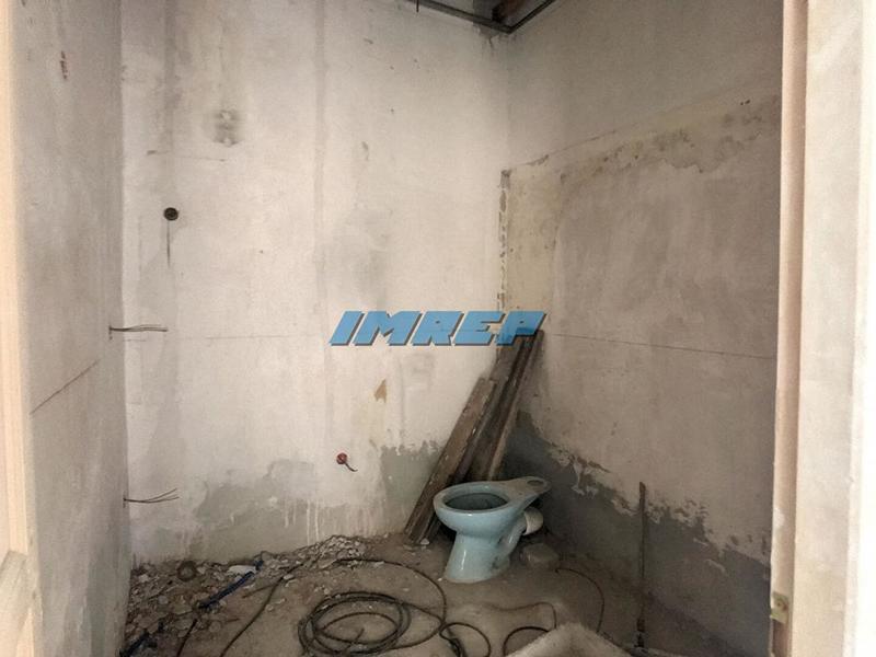 Immeuble - 154 m² - 6 pièces