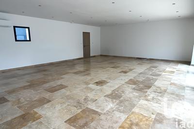 Maison - 265 m² - 7 pièces