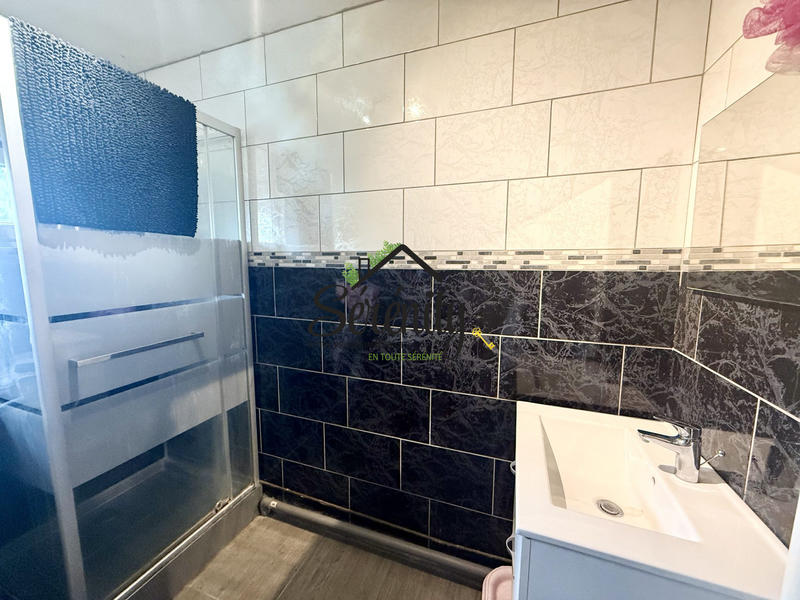 Maison - 125 m² - 7 pièces