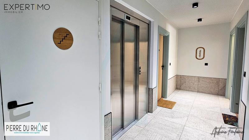 Appartement - 96 m² - 4 pièces