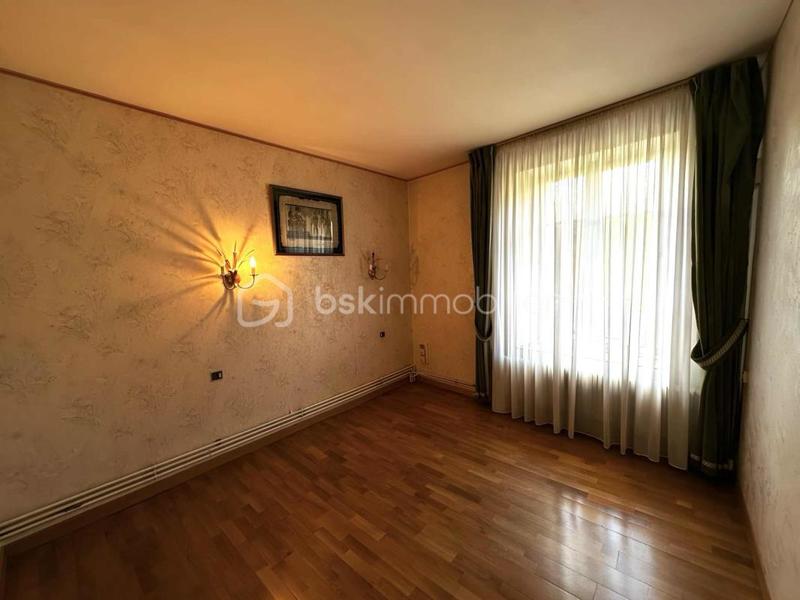 Maison - 89 m² - 6 pièces