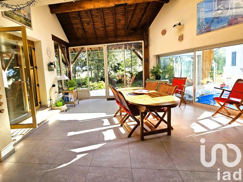 Maison - 390 m² - 8 pièces