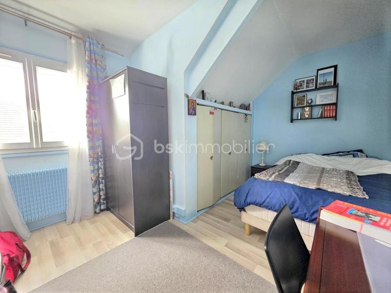 Maison - 190 m² - 8 pièces