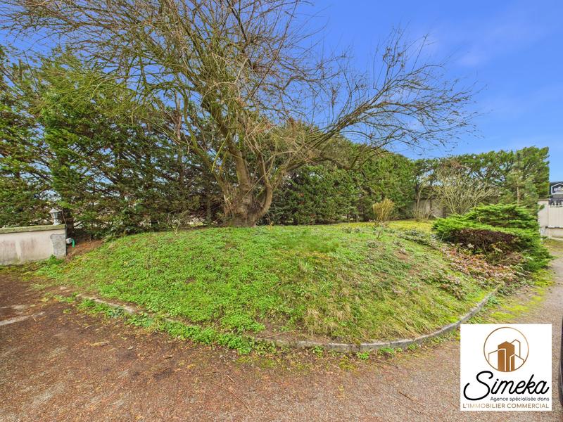 Maison contemporaine - 194 m² - 9 pièces