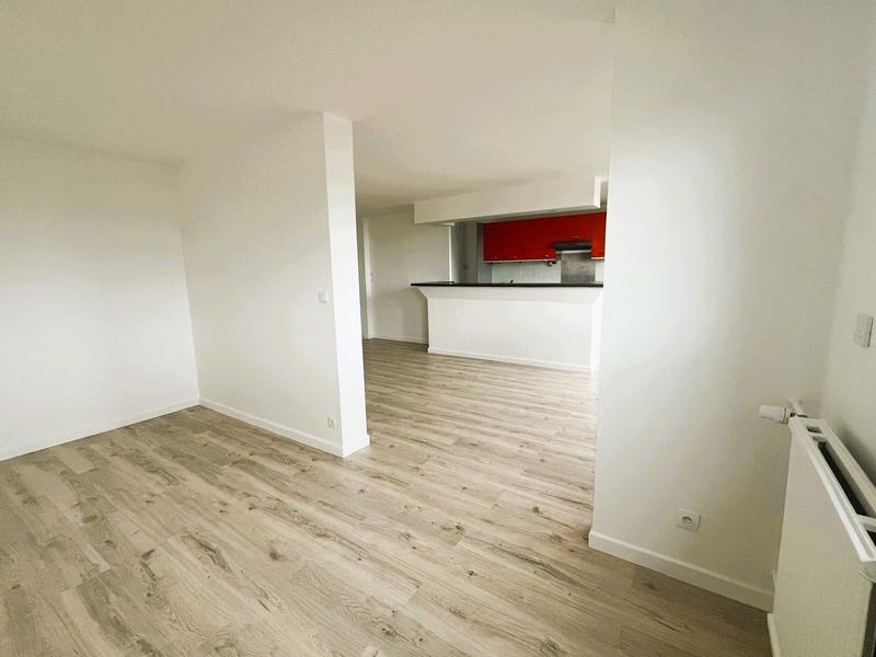 Appartement - 82 m² - 4 pièces