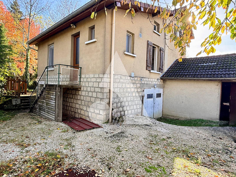 Maison - 82 m² - 3 pièces