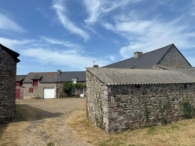 Maison - 103 m² - 4 pièces