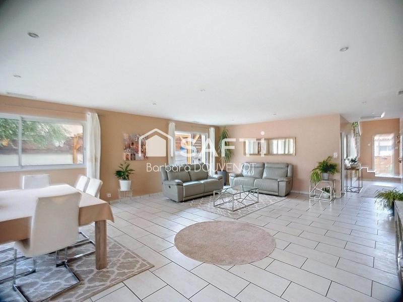 Maison - 160 m² - 6 pièces