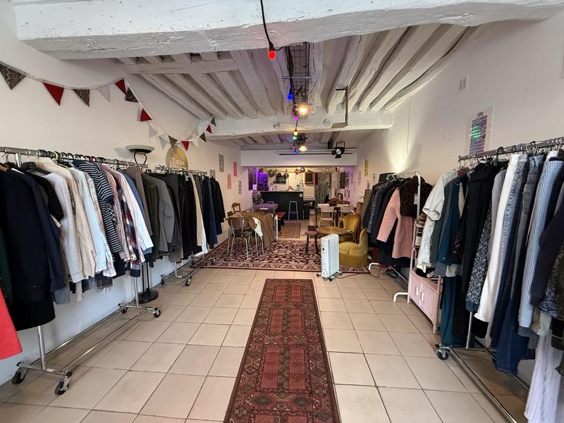 Local commercial - 70 m² - 2 pièces