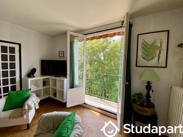 Chambre - 12 m² - 1 pièce