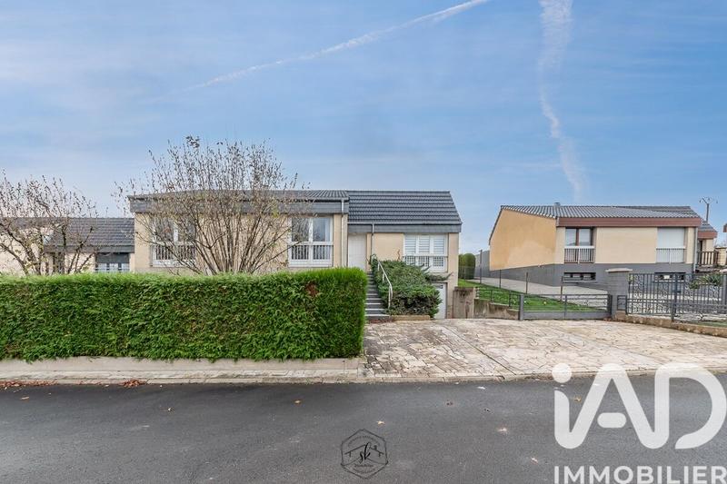 Maison - 104 m² - 5 pièces