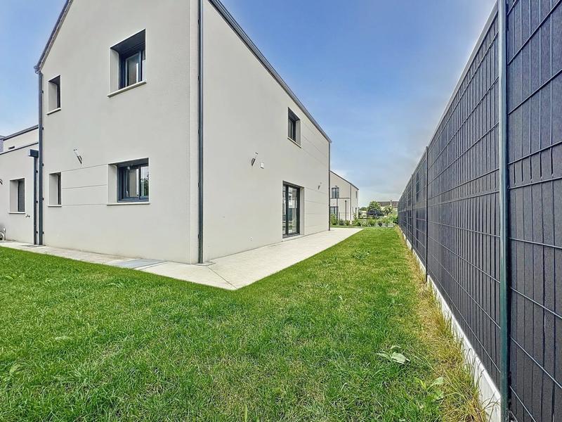 Maison contemporaine - 145 m² - 5 pièces