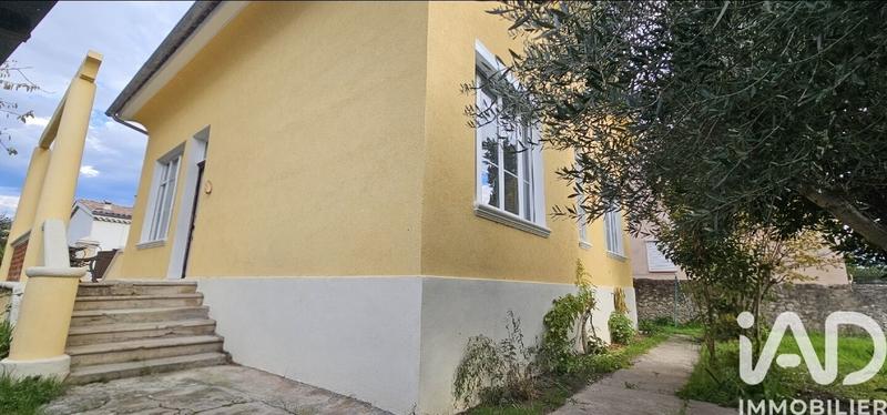 Maison - 151 m² - 5 pièces