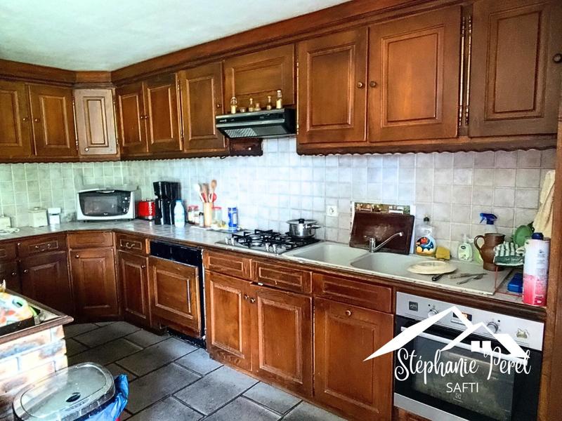 Maison - 200 m² - 8 pièces