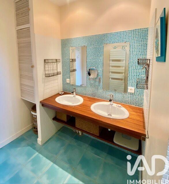 Maison - 157 m² - 7 pièces