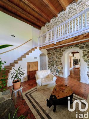 Maison de village - 271 m² - 8 pièces