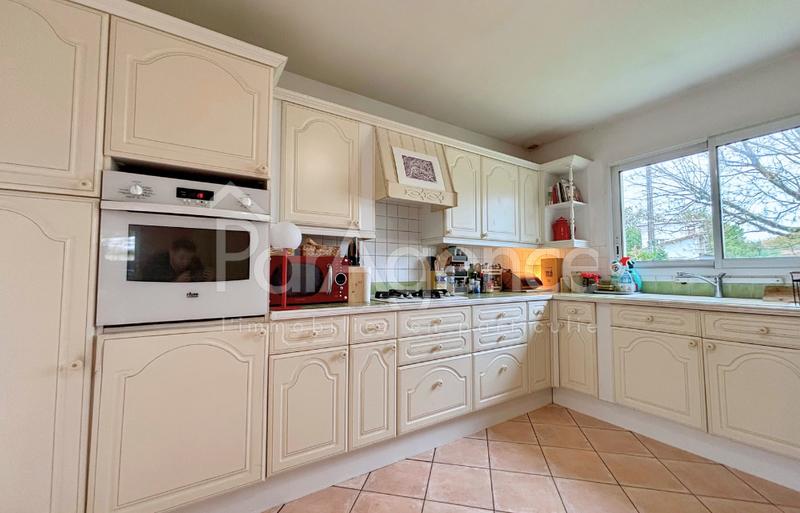 Maison - 146 m² - 5 pièces