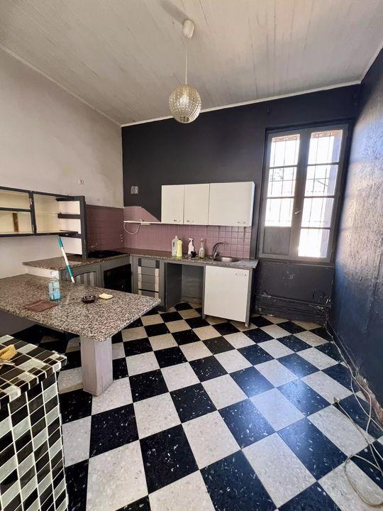 Appartement - 90 m² - 4 pièces