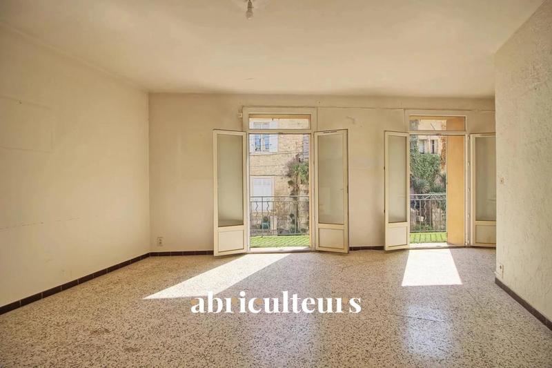 Immeuble - 168 m² - 5 pièces