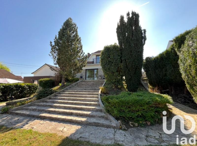 Maison - 157 m² - 7 pièces